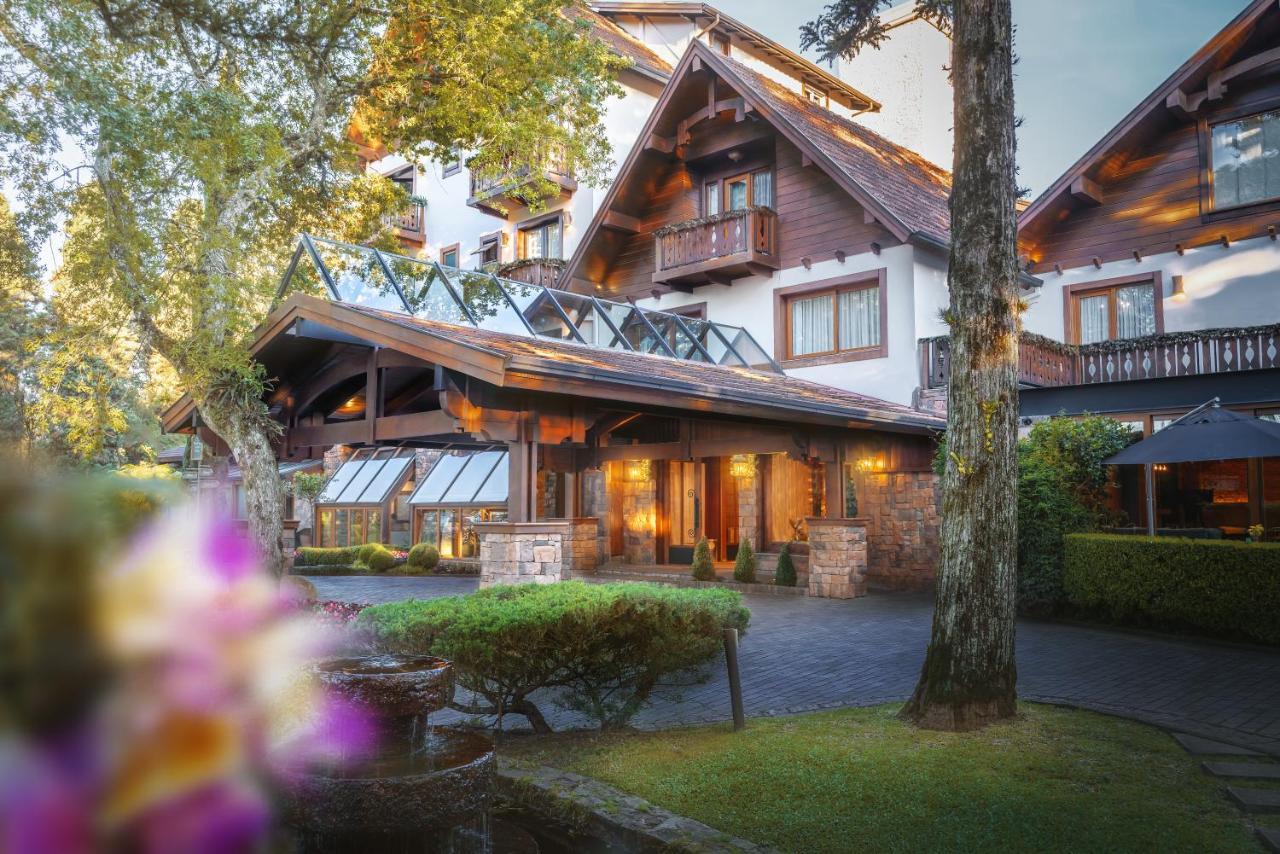 Bavaria Sport Hotel 그라마도 외부 사진 The Hotel's main entrance