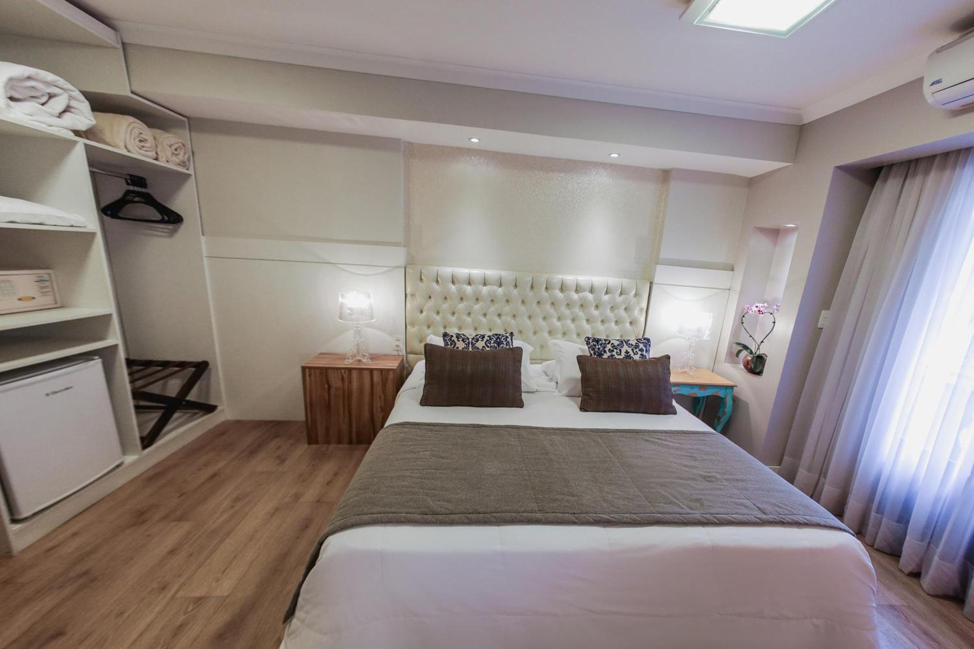 Bavaria Sport Hotel 그라마도 외부 사진 A room at the hotel