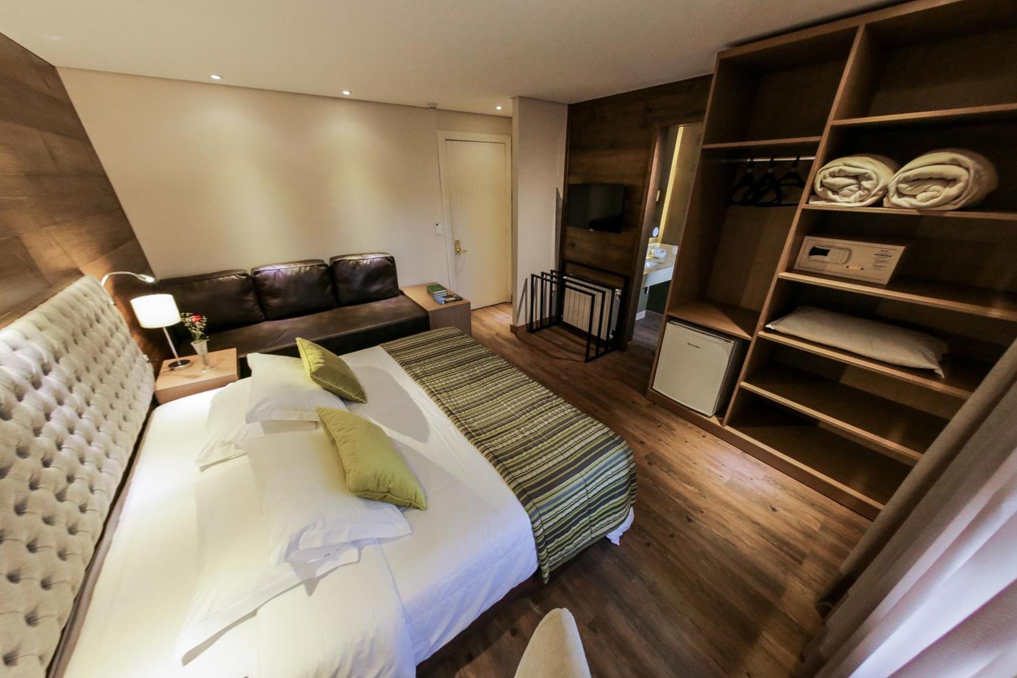 Bavaria Sport Hotel 그라마도 외부 사진 A bedroom at the hotel